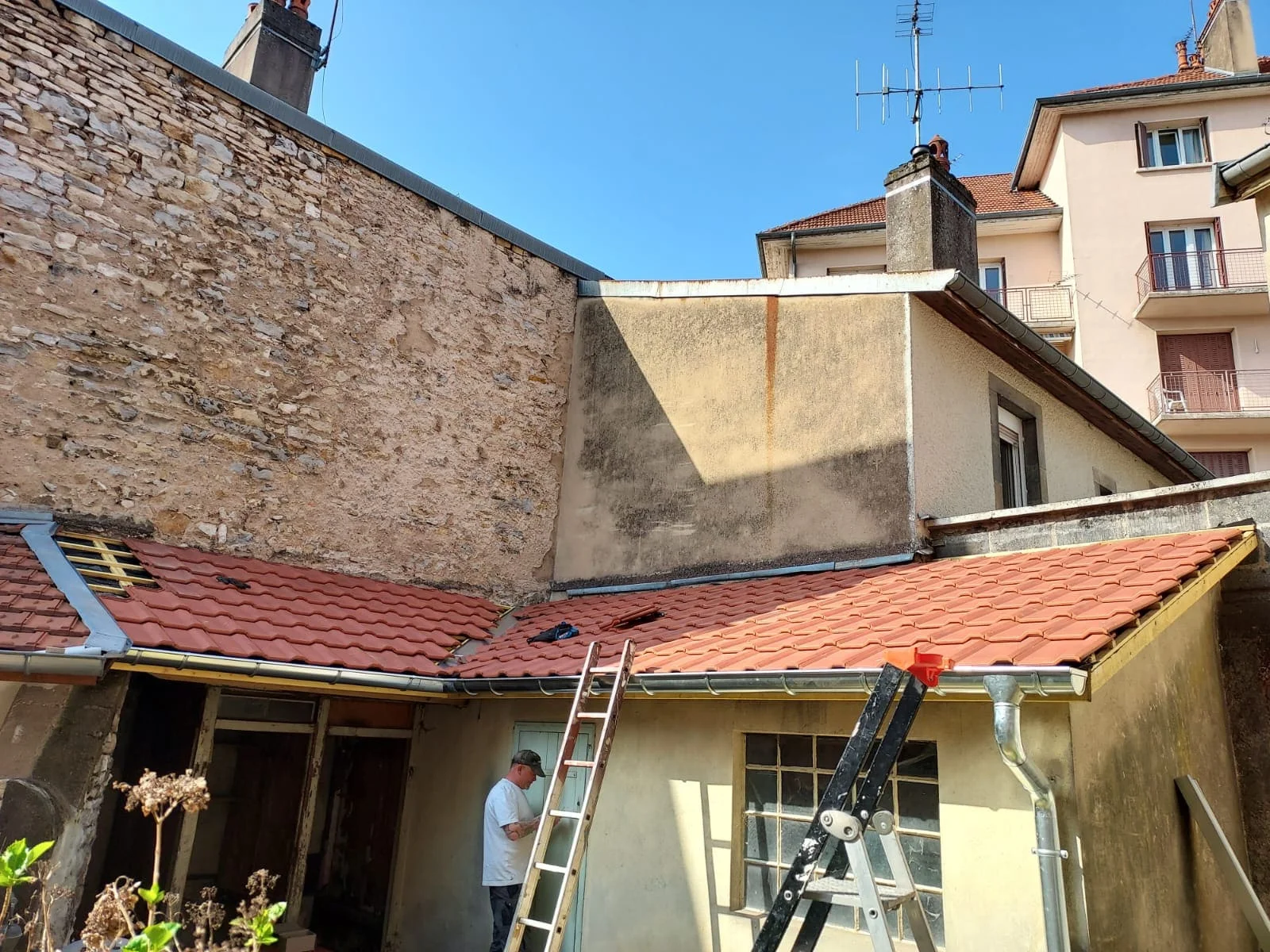 Urgence toiture — R'Couverture